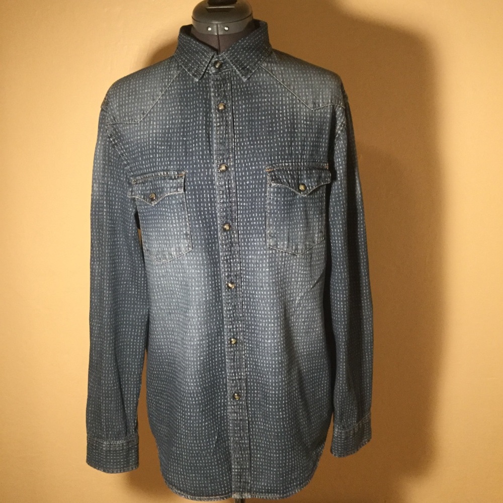 *SOLD* Mossimo Denim Snap Button Down, Sz M - Picture 1 of 6